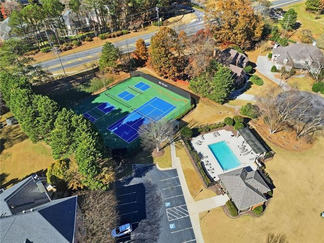 585 St Regis Lane, Alpharetta, GA 30022