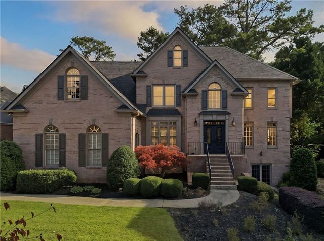 585 St Regis Lane, Alpharetta, GA 30022