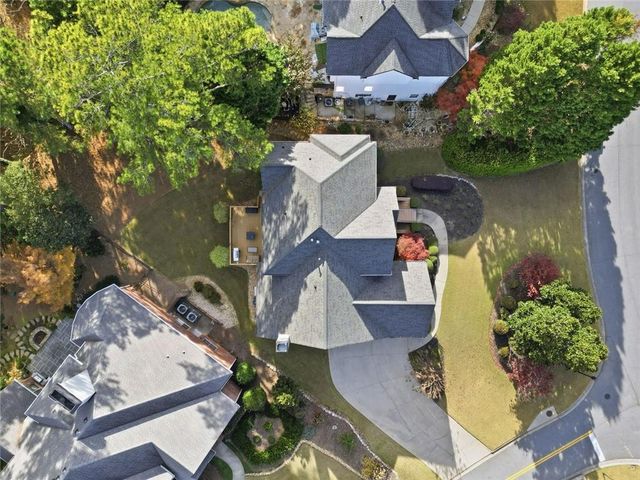 585 St Regis Lane, Alpharetta, GA 30022