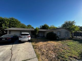 5031 Lancelot, San Antonio, TX 78218