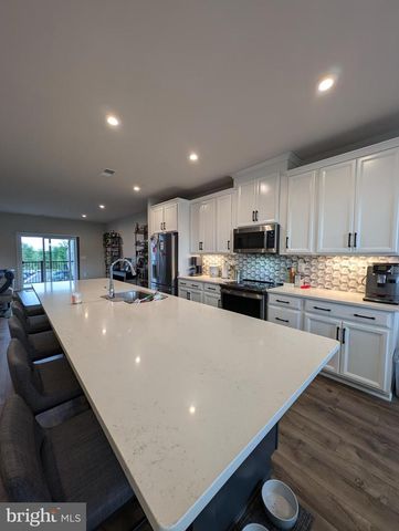 20354 NEWFOUNDLAND SQ, Ashburn, VA 20147