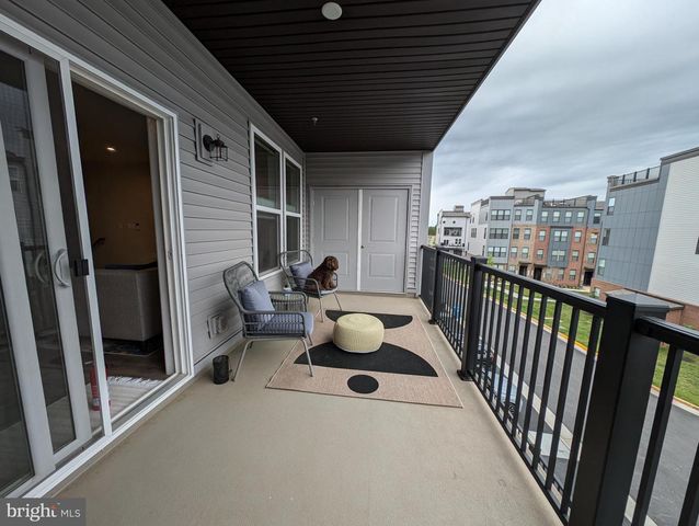 20354 NEWFOUNDLAND SQ, Ashburn, VA 20147