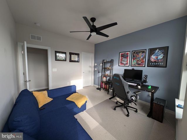 20354 NEWFOUNDLAND SQ, Ashburn, VA 20147