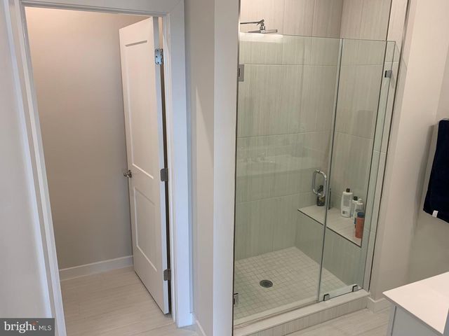 20354 NEWFOUNDLAND SQ, Ashburn, VA 20147