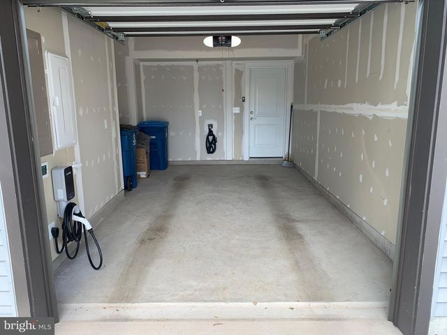 20354 NEWFOUNDLAND SQ, Ashburn, VA 20147