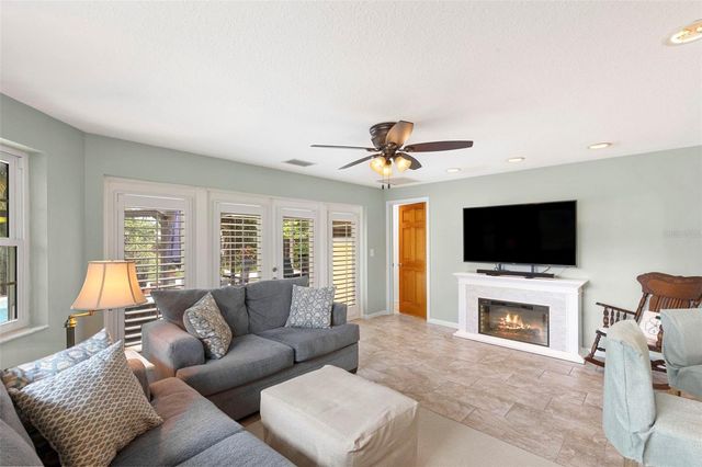 1035 WOODBROOK DRIVE, Largo, FL 33770