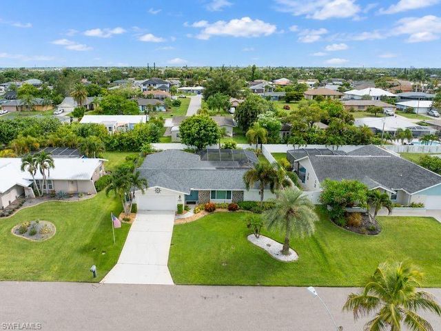 1220 SE 22nd ST, Cape Coral, FL 33990