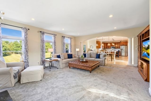 35 Titus Rd, Montgomery Twp., NJ 08558