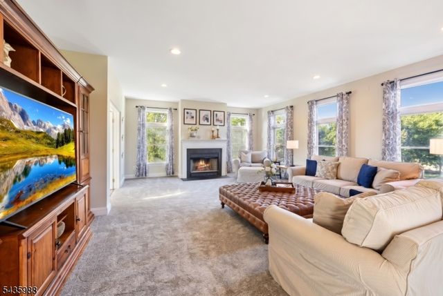 35 Titus Rd, Montgomery Twp., NJ 08558