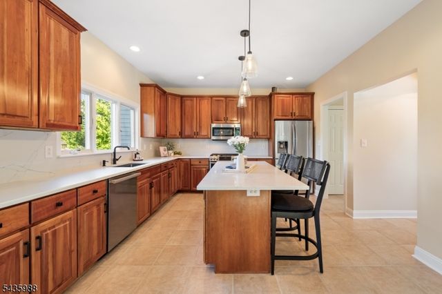35 Titus Rd, Montgomery Twp., NJ 08558