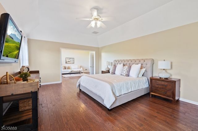 35 Titus Rd, Montgomery Twp., NJ 08558