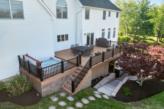 35 Titus Rd, Montgomery Twp., NJ 08558