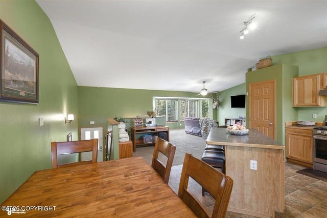 1485 N Meadow Lakes Loop, Wasilla, AK 99623