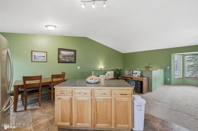 1485 N Meadow Lakes Loop, Wasilla, AK 99623
