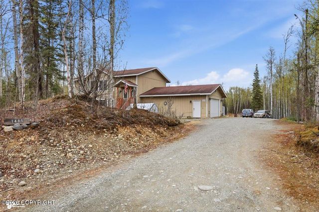 1485 N Meadow Lakes Loop, Wasilla, AK 99623