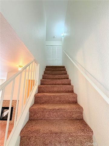 25152 Steinbeck B, Stevenson Ranch, CA 91381