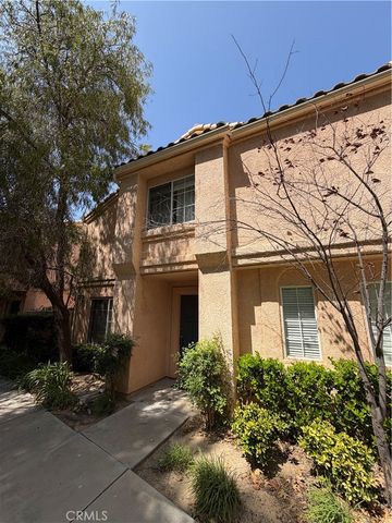 25152 Steinbeck B, Stevenson Ranch, CA 91381