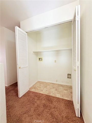 25152 Steinbeck B, Stevenson Ranch, CA 91381