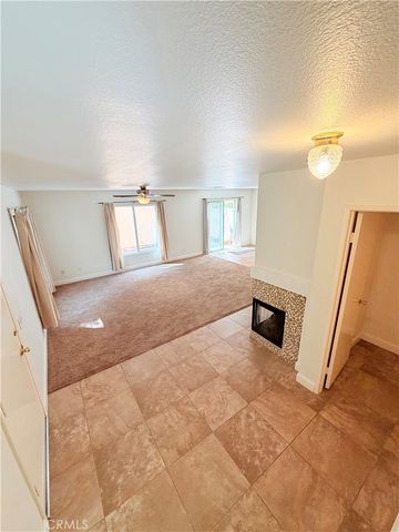 25152 Steinbeck B, Stevenson Ranch, CA 91381
