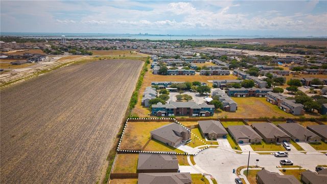 2165 Medusa Dr, Portland, TX 78374