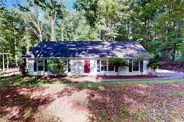 5308 Westrock Drive, Pfafftown, NC 27040