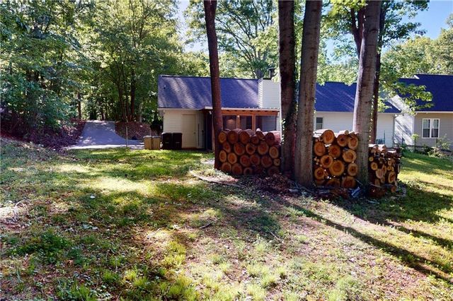 5308 Westrock Drive, Pfafftown, NC 27040
