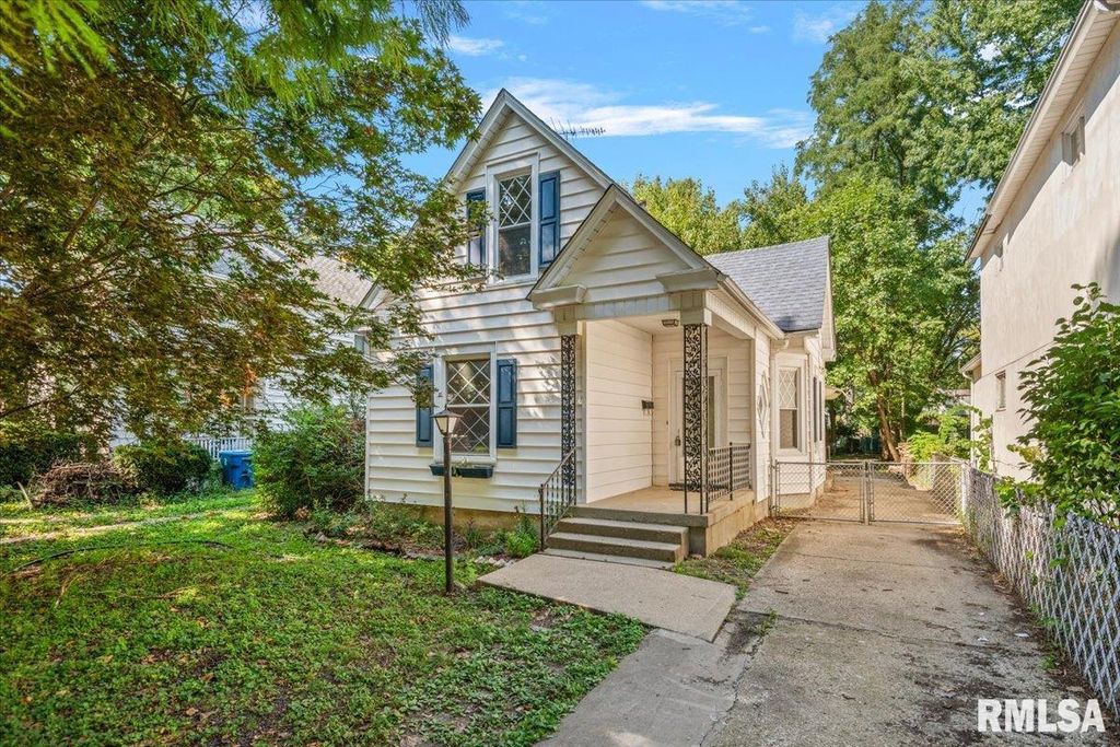 513 W ALLEN Street, Springfield, IL 62704