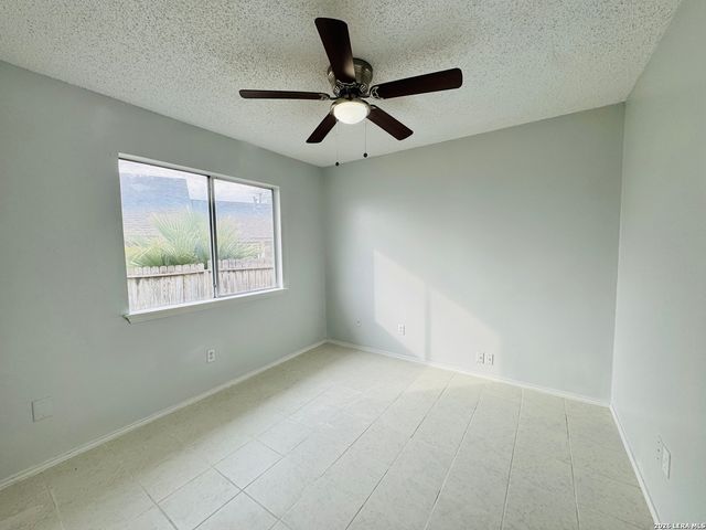 12017 Independence, San Antonio, TX 78233