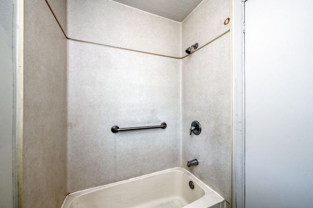 3138 W Dakota Avenue SP107, Fresno, CA 93722