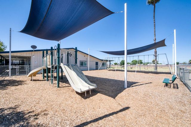 3138 W Dakota Avenue SP107, Fresno, CA 93722