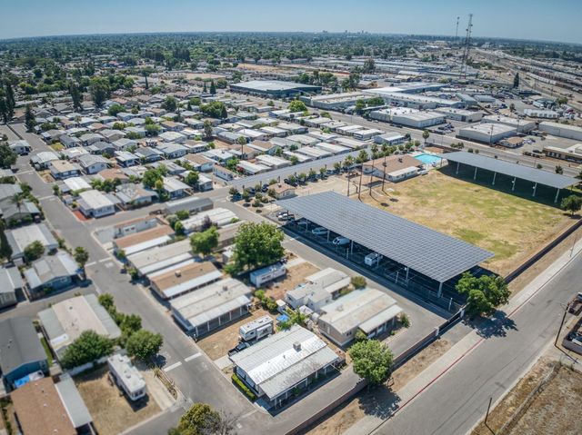 3138 W Dakota Avenue SP107, Fresno, CA 93722