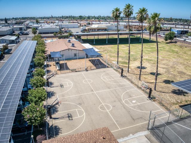 3138 W Dakota Avenue SP107, Fresno, CA 93722