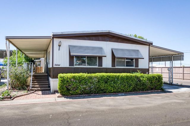 3138 W Dakota Avenue SP107, Fresno, CA 93722