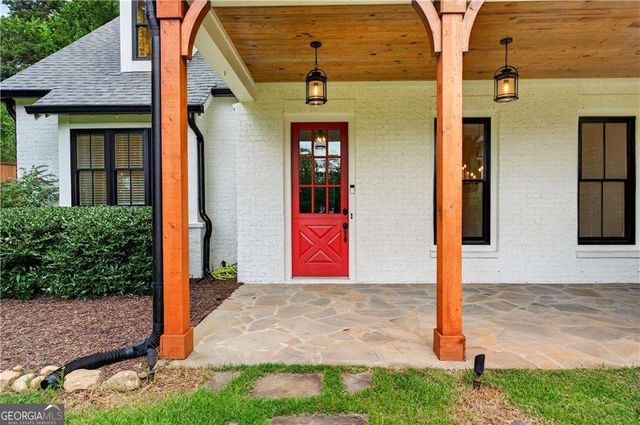 1009 Davenport Circle, Powder Springs, GA 30127