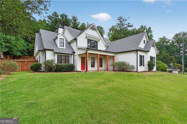 1009 Davenport Circle, Powder Springs, GA 30127