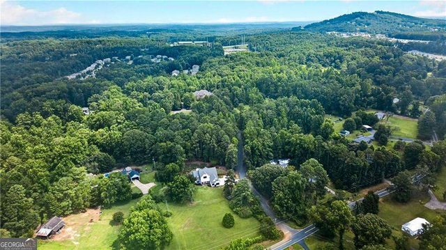 1009 Davenport Circle, Powder Springs, GA 30127