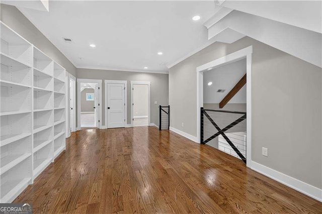 1009 Davenport Circle, Powder Springs, GA 30127