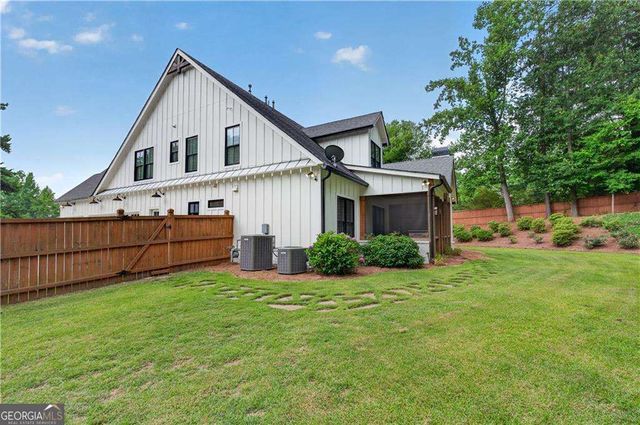1009 Davenport Circle, Powder Springs, GA 30127