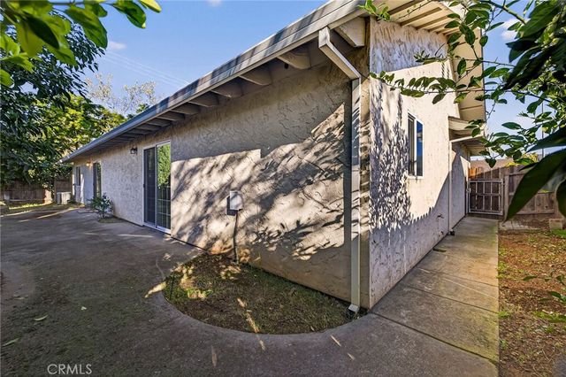 29 La Bella Court, Chico, CA 95973