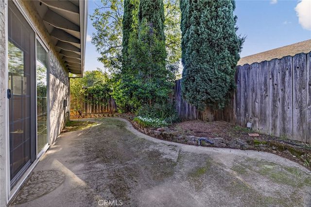 29 La Bella Court, Chico, CA 95973