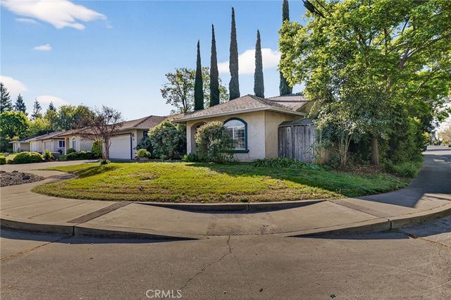 29 La Bella Court, Chico, CA 95973