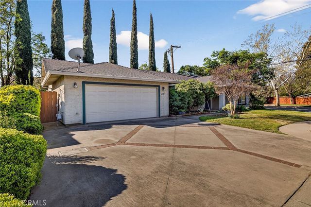 29 La Bella Court, Chico, CA 95973