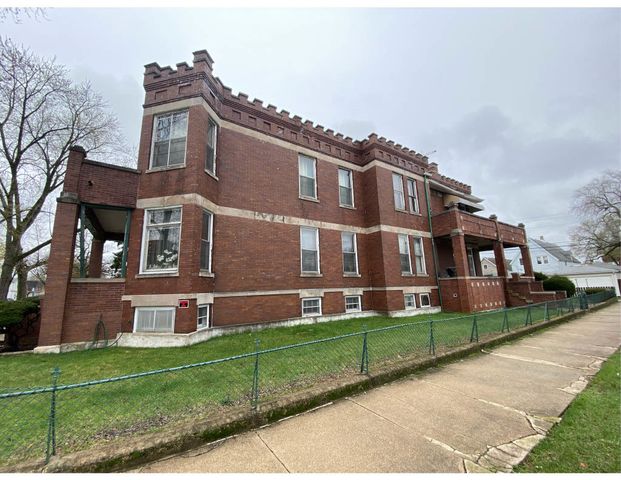 13402 S Buffalo Avenue, Chicago, IL 60633