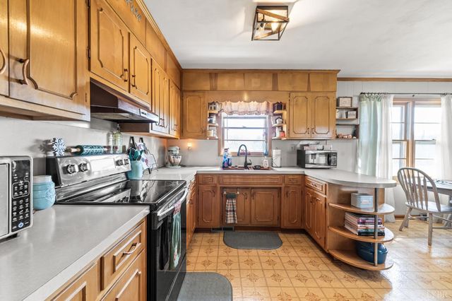 1872 Wards Road, Hurt, VA 24563