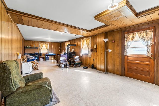 1872 Wards Road, Hurt, VA 24563