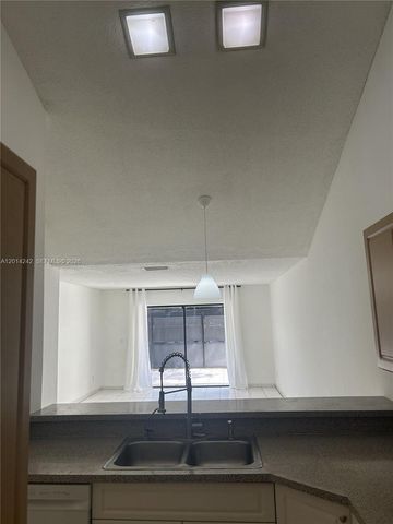 6804 SW 37th St 11-E, Miramar, FL 33023