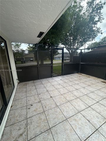 6804 SW 37th St 11-E, Miramar, FL 33023