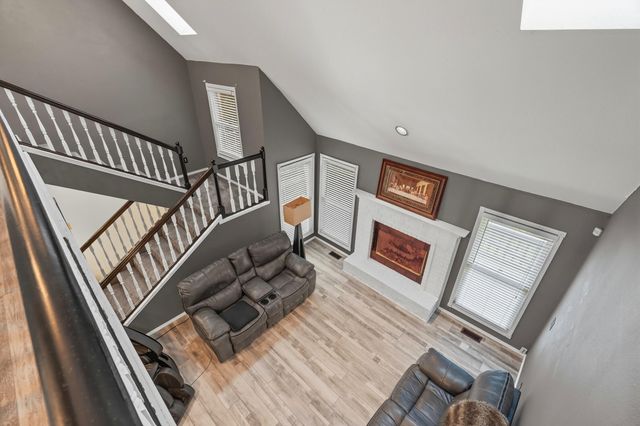 109 Diamond Hill Court, Hollister, MO 65672