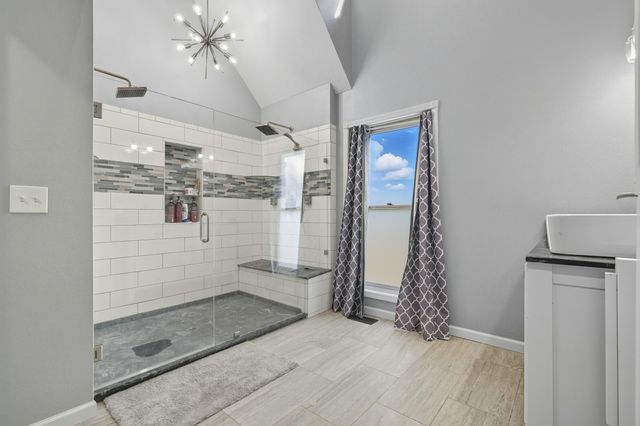 109 Diamond Hill Court, Hollister, MO 65672