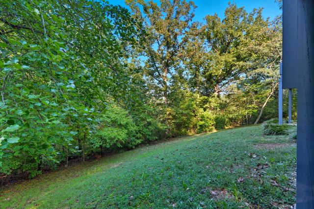 109 Diamond Hill Court, Hollister, MO 65672